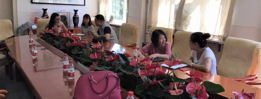 与名校共建，促优质发展——高新区第一学校和新华中学开展“学科交流”教研活动